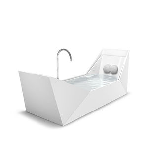 free-standing bathtub / marble