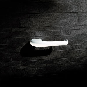 wall-mounted toilet paper dispenser / ceramic / commercial