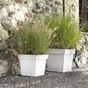 plastic garden pot / free-standing / square