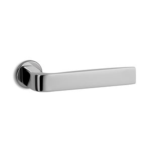door handle / brass / contemporary