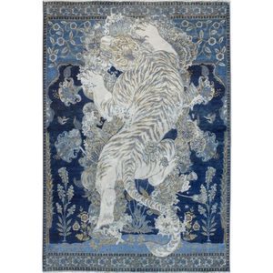 traditional rug / floral pattern / animal motif / wool