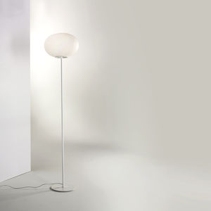 floor-standing lamp / contemporary / painted metal / blown glass
