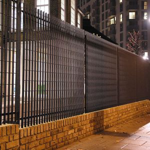 public space fence / mesh / galvanized steel / modular