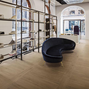 indoor tile / wall / floor / porcelain stoneware