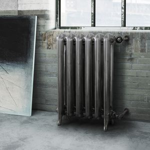 hot water radiator / cast iron / traditional / free-standing