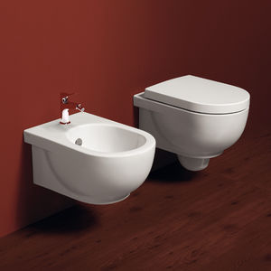 wall-hung toilet / ceramic