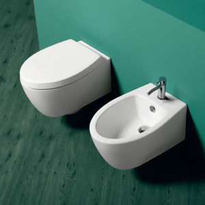 wall-hung toilet / ceramic