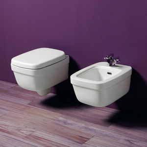 wall-hung toilet / ceramic
