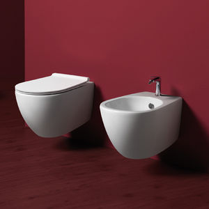 wall-hung bidet / ceramic