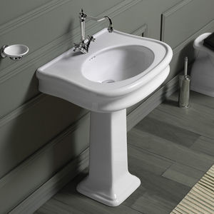 free-standing washbasin / oval / ceramic / traditional