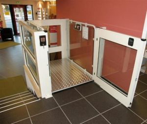 the disabled lifting platform / indoor