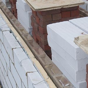 lightweight concrete block / for foundations / for load-bearing walls / high acoustic performance