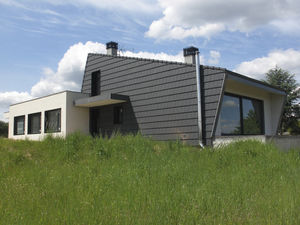 flat roof tile / clay / textured / black