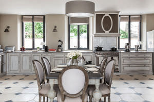 casement window / tilt-and-turn / top-hung / aluminum