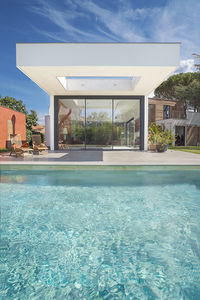 sliding patio door / aluminum / triple-glazed / double-glazed