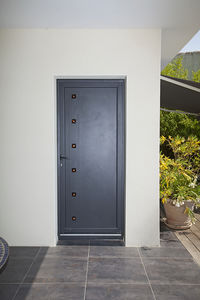 entry door / swing / aluminum / thermally-insulated
