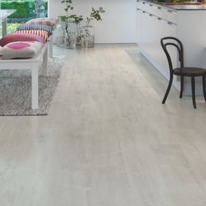 vinyl flooring / for hotels / residential / strip