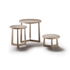 contemporary side table / solid wood / round