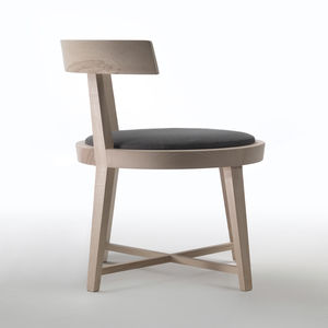 contemporary chair / with removable cover / fabric / solid wood