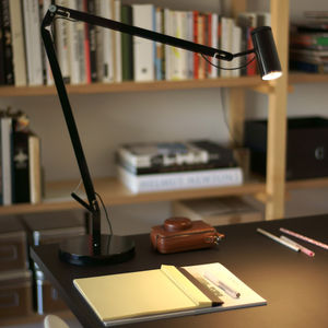 table lamp / contemporary / lacquered aluminum / orientable