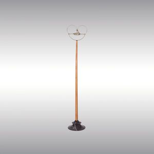 floor-standing lamp / traditional / brass / beech