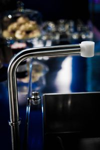 stainless steel mixer tap / kitchen / 2-hole / with pull-out spray