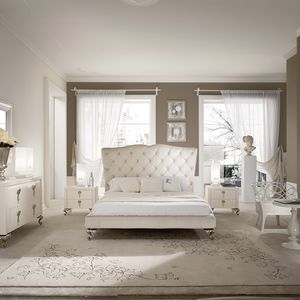 double bed / New Baroque design / upholstered / with headboard
