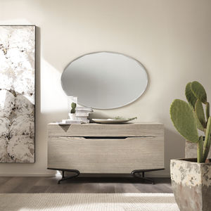 wall-mounted mirror / hanging / contemporary / oval