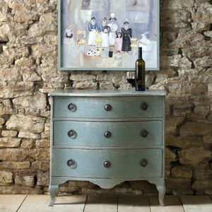 classic chest of drawers / solid wood / painted wood