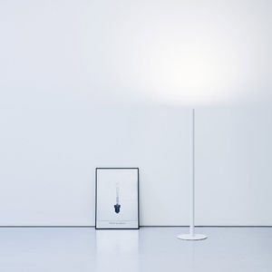 contemporary light column / metal / LED / indoor