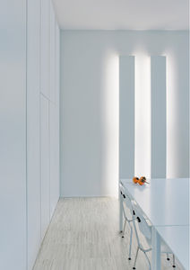 contemporary light column / metal / fluorescent / indoor
