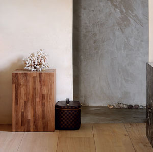contemporary stool / teak