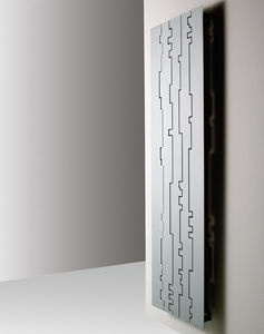 hot water radiator / vertical / aluminum / wall-mounted