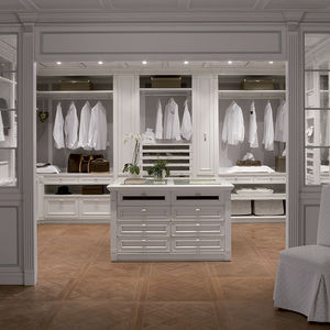 corner walk-in wardrobe / traditional / lacquered wood / with built-in light