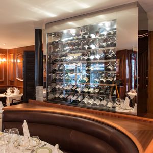 commercial wine cabinet / built-in / stainless steel