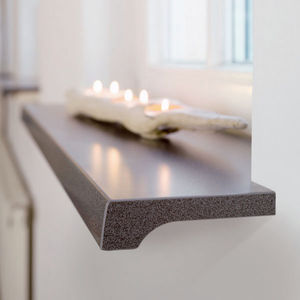 laminate window sill / interior