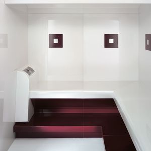 steam room
