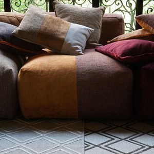 upholstery fabric / for curtains / plain / polyester