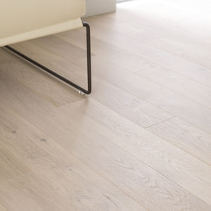 engineered parquet floor / floating / oak / natural oil