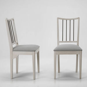 traditional chair / upholstered / fabric / solid wood