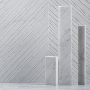 indoor tile / wall / marble / striped