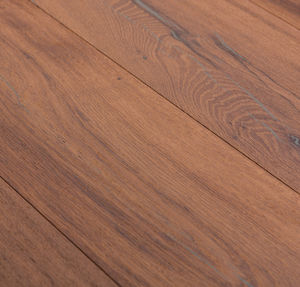 engineered parquet flooring / glued / floating / oak