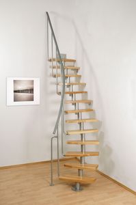 circular staircase / wooden steps / metal frame / without risers