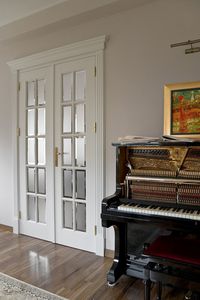 indoor door / swing / wooden / semi-glazed