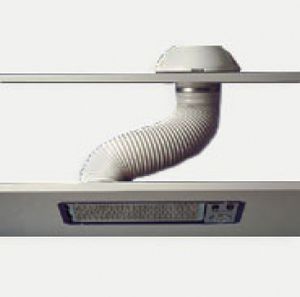 built-in range hood / with built-in lighting