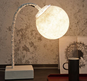 table lamp / contemporary / cast iron / steel