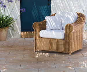 traditional armchair / fabric / synthetic fiber / with removable cushion