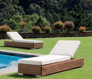 contemporary sun lounger / acrylic fabric / synthetic fiber / garden