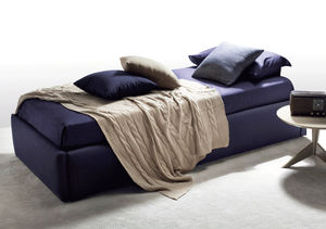 pull-out bed / single / contemporary / child's