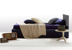 pull-out bed / single / contemporary / child's